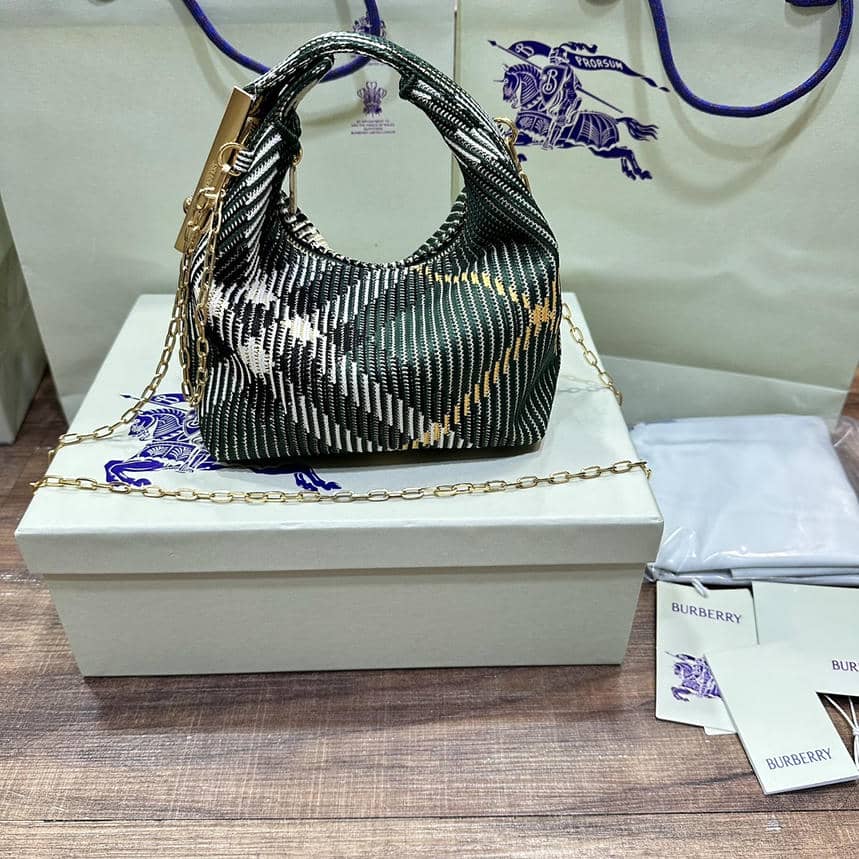 Crossbody 2